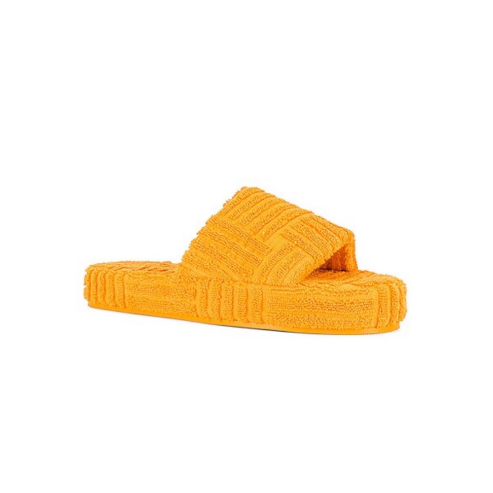 bottega veneta orange slides resort sandals size 37